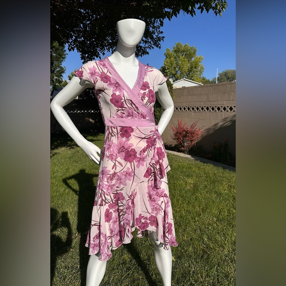 Bebe purple and White High Low Sundress with Flutter Sleeves
